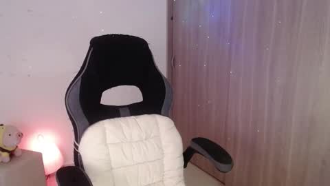 Luna online show from 12-20-25, 06:53