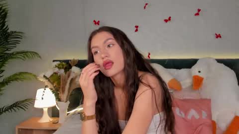 Snapshot of luna_mee chatting on 02-27-26, 08:47 Adele online show from 02-27-26, 08:47