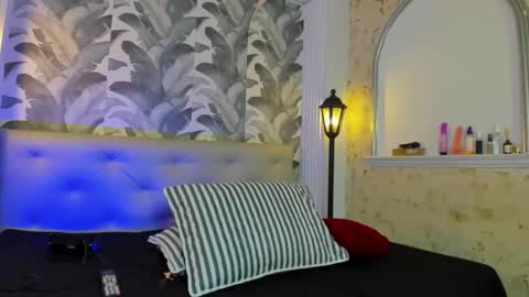 Snapshot of luna_morgan_ chatting on 02-13-25, 03:50 Luna Morgan online show from 02-13-25, 03:50