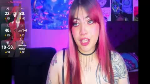 Snapshot of luna_ray420 chatting on 09-29-25, 02:55 MISS LUNA online show from 09-29-25, 02:55