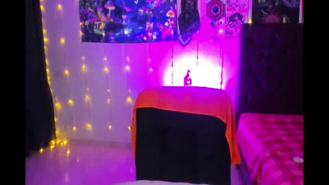 MISS LUNA  online show from 01-07-26, 04:09