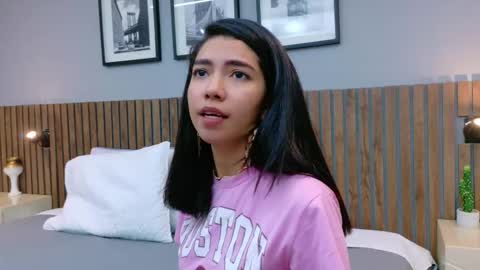 LUNA  online show from 12-17-25, 01:39