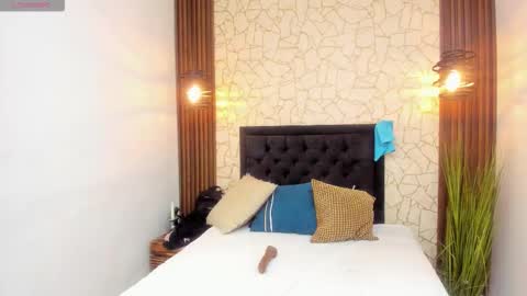 luna_smith20 online show from 03-17-26, 07:06