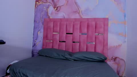 Snapshot of luna_sweeett_ chatting on 12-07-24, 12:13 Luna online show from 12-07-24, 12:13
