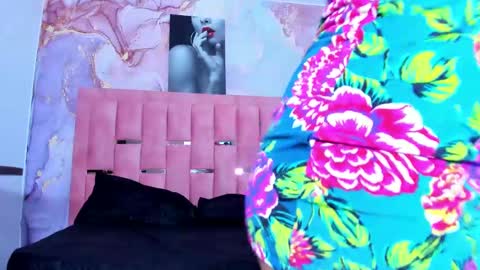 Snapshot of luna_sweeett_ chatting on 02-17-25, 12:38 Luna online show from 02-17-25, 12:38