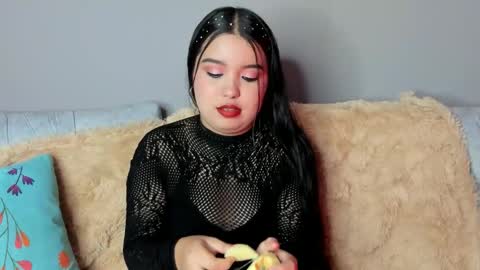 Luna  online show from 02-11-26, 08:58