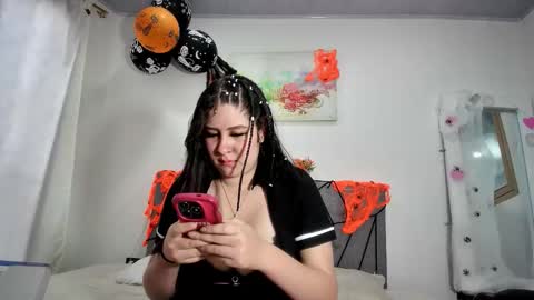 Luna online show from 10-15-25, 11:21
