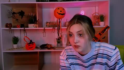 Luna online show from 11-02-25, 08:00