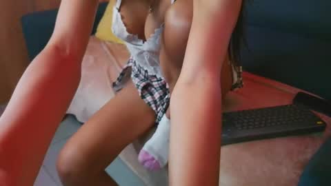 luna_valen online show from 05-20-26, 03:13