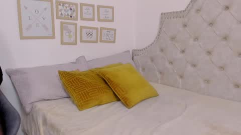 luna_valle online show from 02-28-25, 02:31