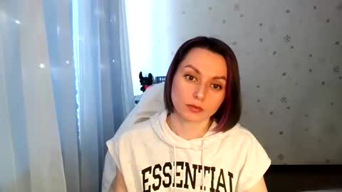 lunaa_bluee online show from 06-08-26, 03:23