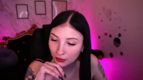 lunaamay online show from 04-15-26, 06:42