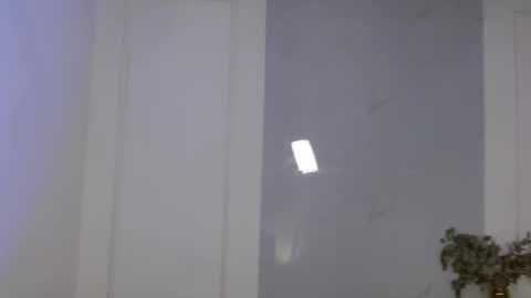 Snapshot of lunaamonroe chatting on 11-10-25, 12:15 LunaaMonroe online show from 11-10-25, 12:15