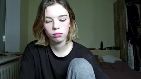 Snapshot of lunaastar_ chatting on 12-14-24, 04:09 lunaastar_ online show from 12-14-24, 04:09