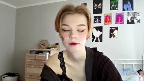 Snapshot of lunaastar_ chatting on 03-02-25, 11:07 lunaastar_ online show from 03-02-25, 11:07