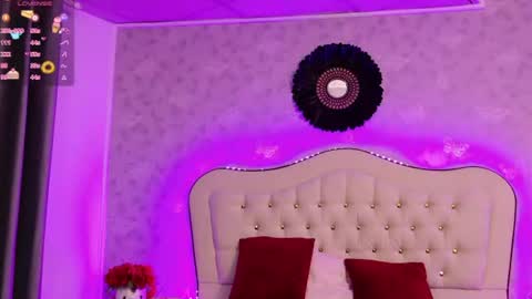 Snapshot of lunababe_ chatting on 06-27-26, 11:26 lunababe_ online show from 06-27-26, 11:26