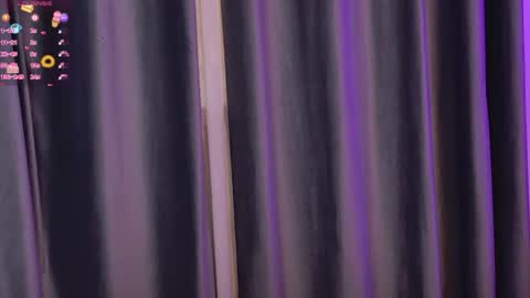 Snapshot of lunababe_ chatting on 07-08-26, 10:42 lunababe_ online show from 07-08-26, 10:42
