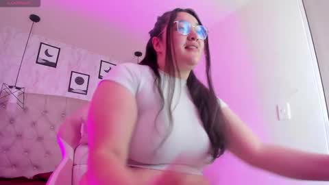 Luna online show from 03-22-26, 07:06