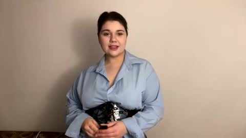 Luna online show from 02-10-26, 07:23