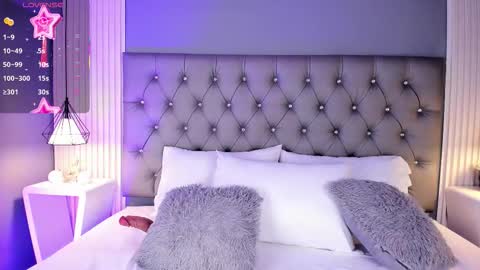 Luna  online show from 02-19-26, 05:31