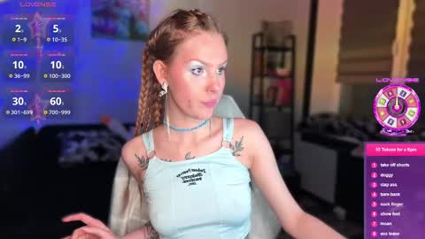 Britney online show from 02-07-26, 07:17