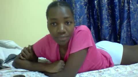Snapshot of lunah_kitty chatting on 04-03-26, 12:03 lunah_kitty online show from 04-03-26, 12:03