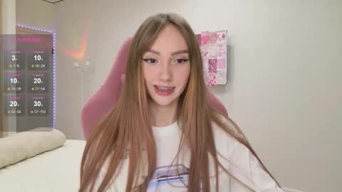 Snapshot of lunainnk chatting on 09-12-25, 11:15 Luna online show from 09-12-25, 11:15