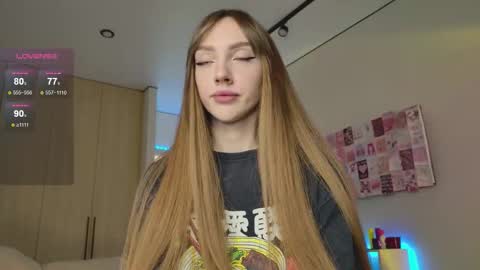 Snapshot of lunainnk chatting on 09-16-25, 12:33 Luna online show from 09-16-25, 12:33