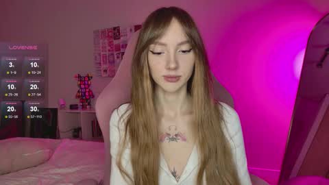 Snapshot of lunainnk chatting on 10-06-25, 12:41 Luna online show from 10-06-25, 12:41