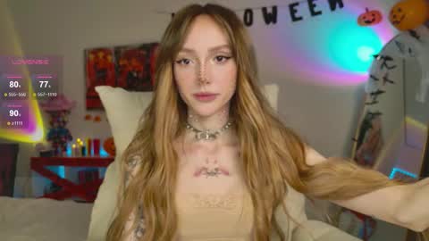 Snapshot of lunainnk chatting on 10-28-25, 12:14 Luna online show from 10-28-25, 12:14