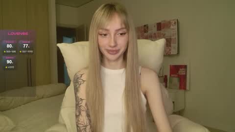 Luna online show from 03-09-26, 02:26