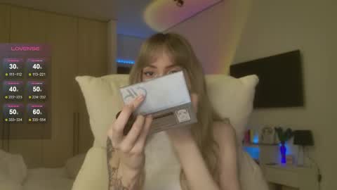 Snapshot of lunainnk chatting on 05-08-26, 01:33 Luna online show from 05-08-26, 01:33