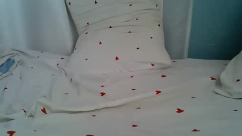 lunalove22_ online show from 02-03-26, 06:40