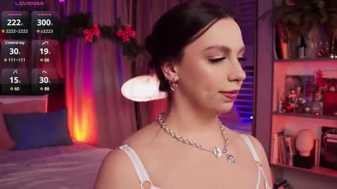 Luna  next streams Mon Fri Sat Sun 8pm-5am gmt0 online show from 12-26-24, 08:53