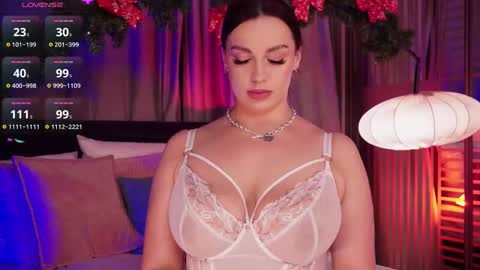 Luna  next streams Mon Fri Sat Sun 8pm-5am gmt0 online show from 12-27-24, 12:50