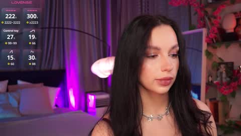 Luna  next streams Mon Fri Sat Sun 8pm-5am gmt0 online show from 09-19-25, 08:31