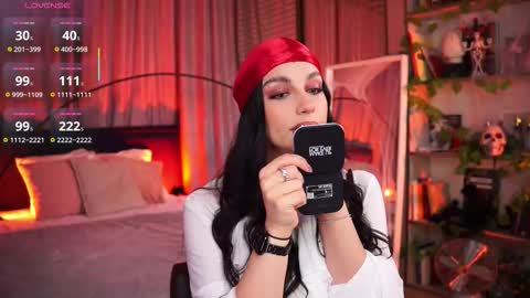 Luna  next streams Mon Fri Sat Sun 8pm-5am gmt0 online show from 11-01-25, 08:33