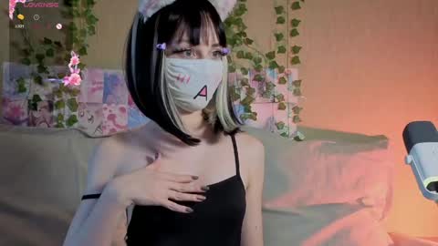 Snapshot of lunanyanmi chatting on 05-30-26, 12:24 Luna online show from 05-30-26, 12:24