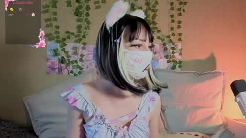 Snapshot of lunanyanmi chatting on 06-03-26, 03:28 Luna online show from 06-03-26, 03:28