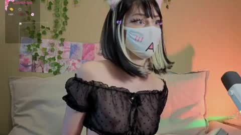 Snapshot of lunanyanmi chatting on 06-07-26, 01:59 Luna online show from 06-07-26, 01:59