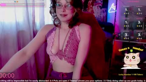 Luna online show from 03-22-26, 04:43