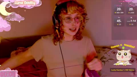 Luna online show from 04-28-26, 09:31