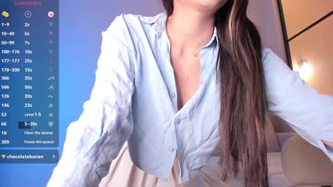 Snapshot of lunaonekiss chatting on 12-08-24, 10:19 Aisha online show from 12-08-24, 10:19