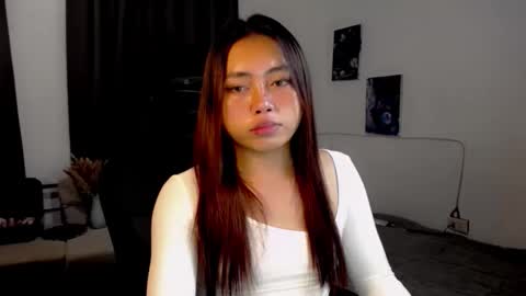 Snapshot of lunapinay chatting on 04-22-26, 06:20 Luna online show from 04-22-26, 06:20