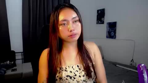 Snapshot of lunapinay chatting on 04-25-26, 09:45 Luna online show from 04-25-26, 09:45