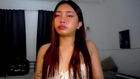 Snapshot of lunapinay chatting on 04-29-26, 08:48 Luna online show from 04-29-26, 08:48