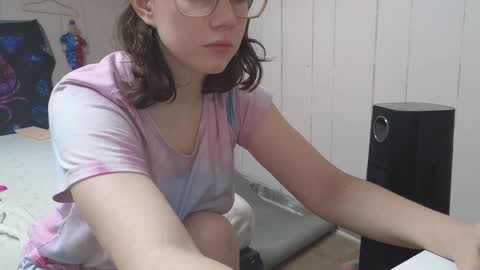 lunaquinn45 online show from 01-03-25, 12:22