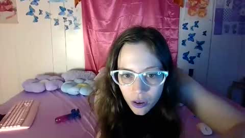 lunaquinn45 online show from 10-24-25, 11:34