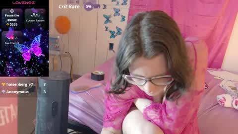 Snapshot of lunaquinn45 chatting on 03-09-26, 03:38 lunaquinn45 online show from 03-09-26, 03:38