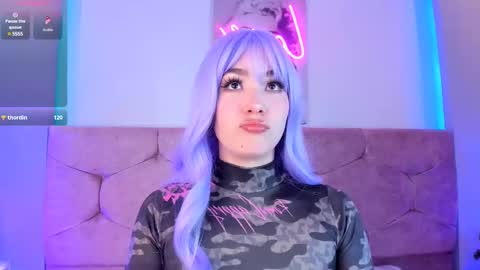 Luna  online show from 02-19-25, 06:43